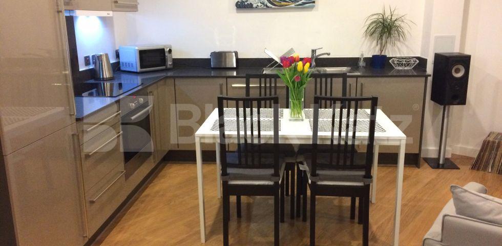 			UNDER OFFER , 1 Bedroom, 1 bath, 1 reception Apartment			 Iona Tower  Ross Way , Limehouse 